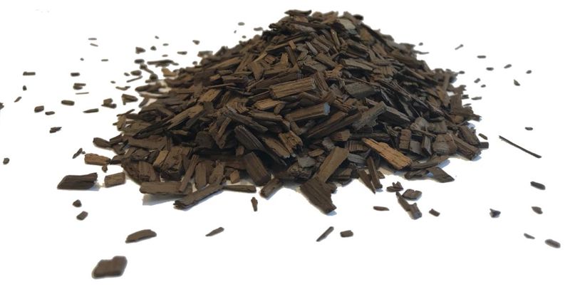 Toasted French oak chips for wine